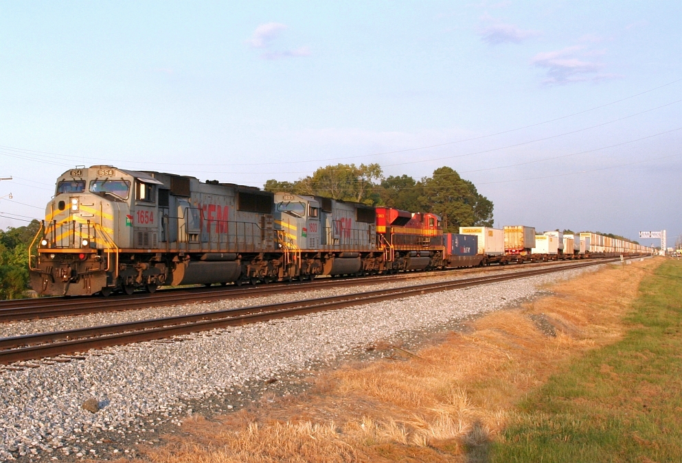 KCS WB intermodal